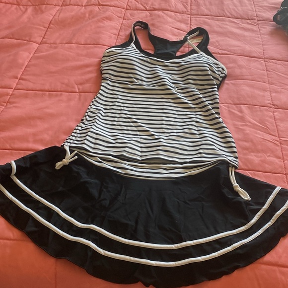 Nwt Ecofun 2 piece tankini and skirt suit small - Picture 4 of 6